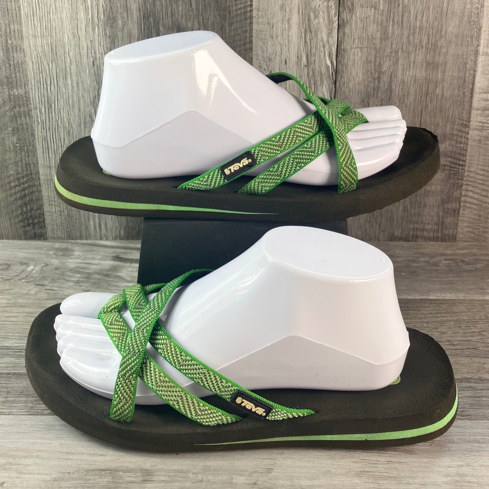Teva Mush II Green Chevron Strappy Flip Flop Sandals Womens 9 6840